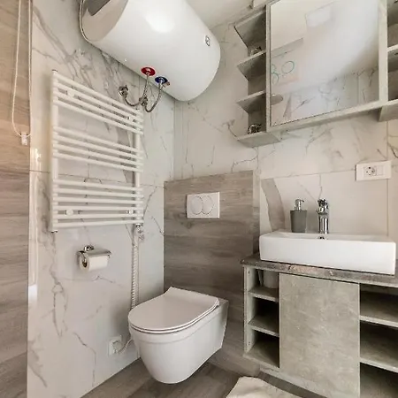 Brunarica Primas Catez 4* Brežice