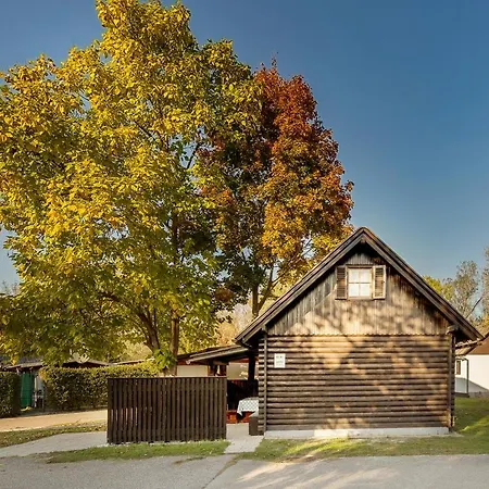 Brunarica Primas Catez 4*